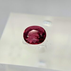 Natural Rhodolite Garnet 1.7 ct Oval Cut Raspberry Wine Loose Gemstone